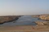 Асуан 
Глубоко на юге Египта, Асуанская ГЭС и водохранилище